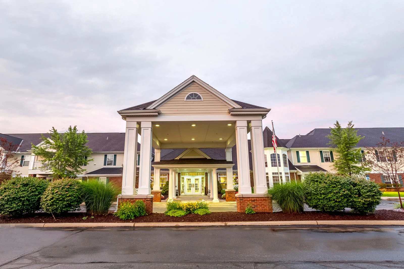 Image of Independence Village of Aurora (2)