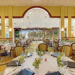 The Barclay at Sarasota dining area