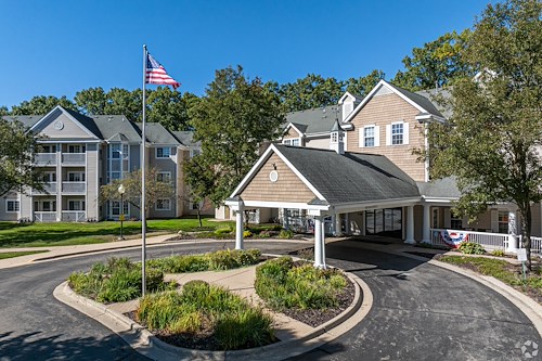 Image of Grand Woods Senior Apartments (1)
