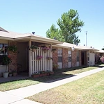 Image of Manor Crest Apartments (1)