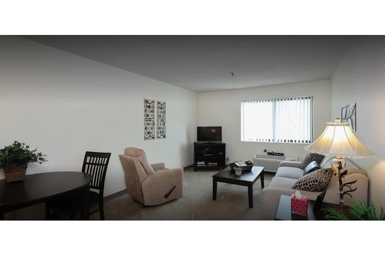 Image of Overland Park Place (6)