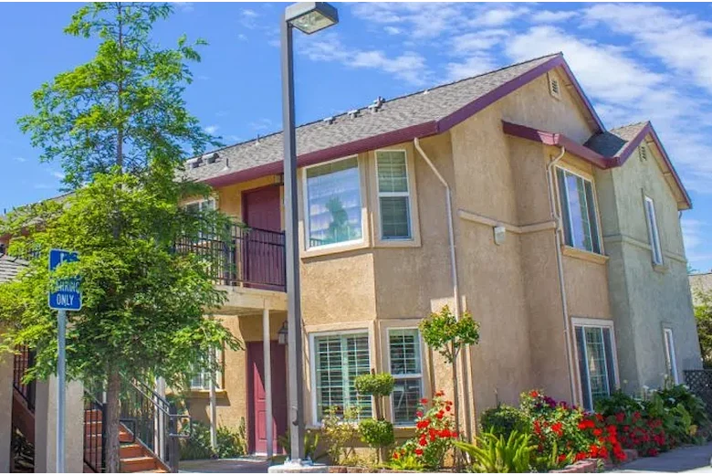 Image of Acacia Glen Senior Apartments (2)