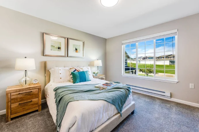 Image of Whispering Chase (9)