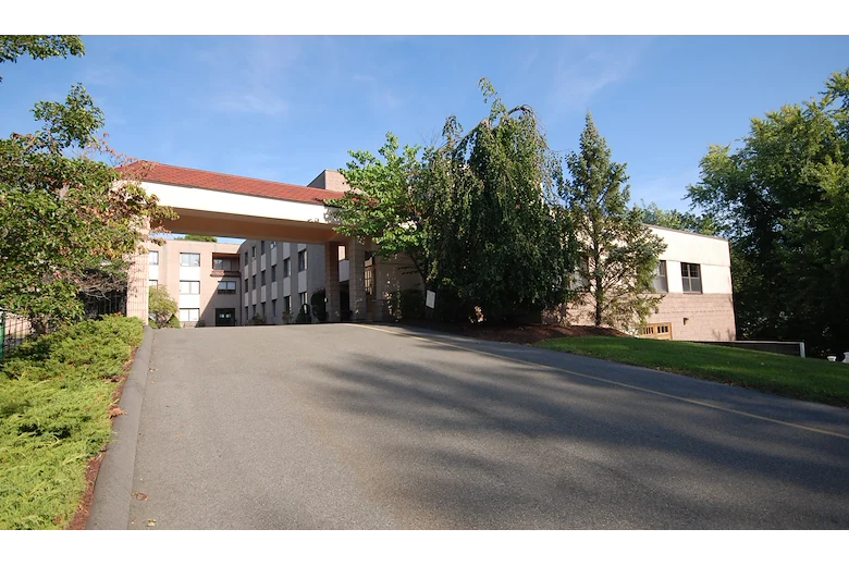 Image of Autumn Lake Healthcare At Cromwell (1)