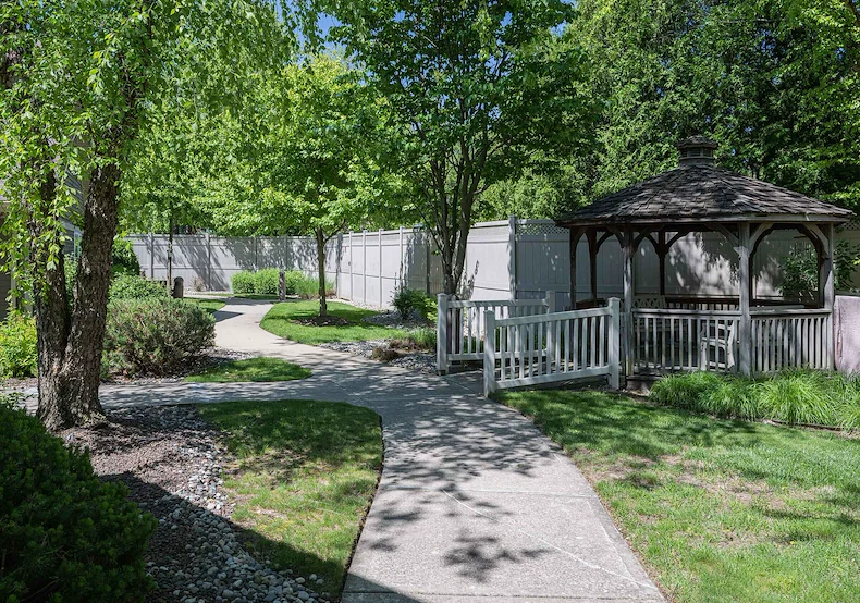 Image of Arden Courts of Bingham Farms (4)