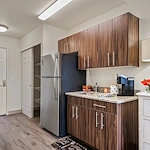 Hessler Heights Gracious Retirement Living Hawthorn Senior Independent Living in Leesburg, Virginia apartment kitchenette