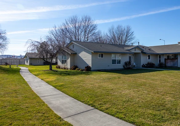 Image of Hawthorne Court (10)