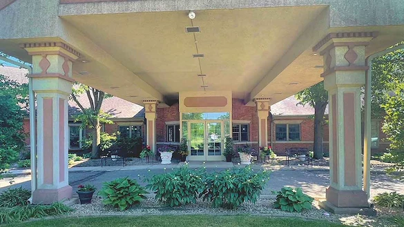 Image of Courtyard Estates of Kewanee (3)