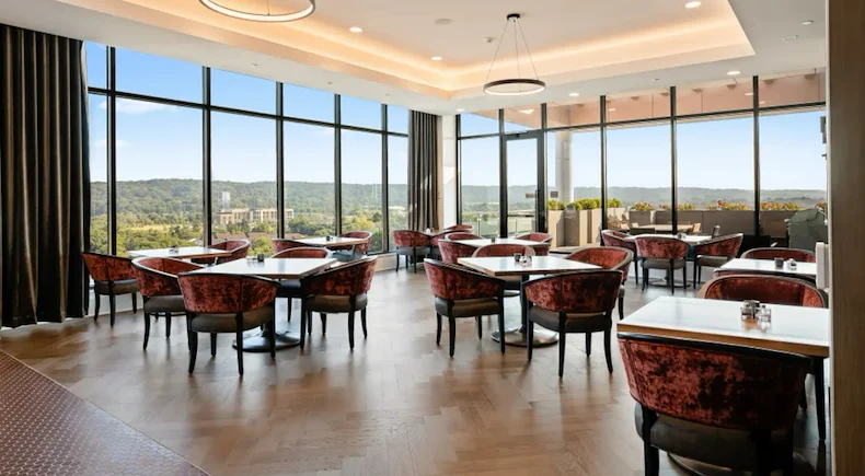 Image of Revelle King of Prussia (7)