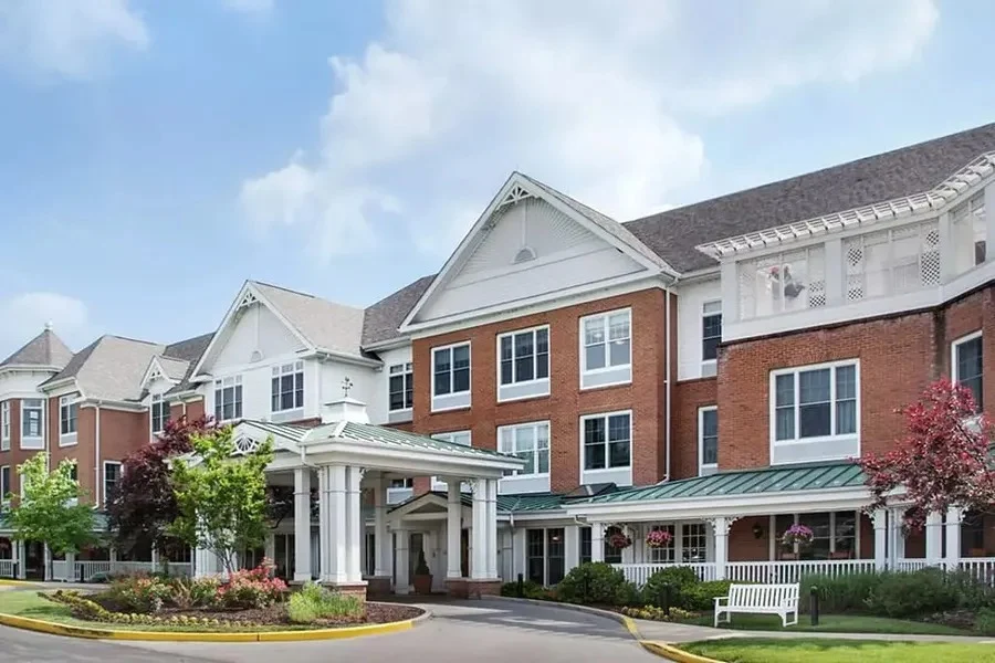 Image of Fairmont Senior Living on Clayton (1)