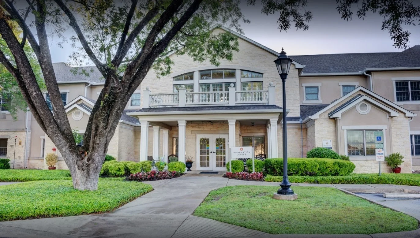 Image of Gemstone Senior Living at Castle Hills (1)