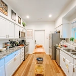 The Knolls Of Oxford apartment kitchen