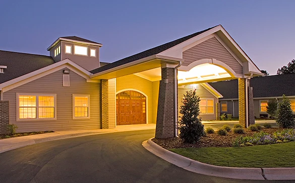 Image of East Glen Health & Rehab (1)