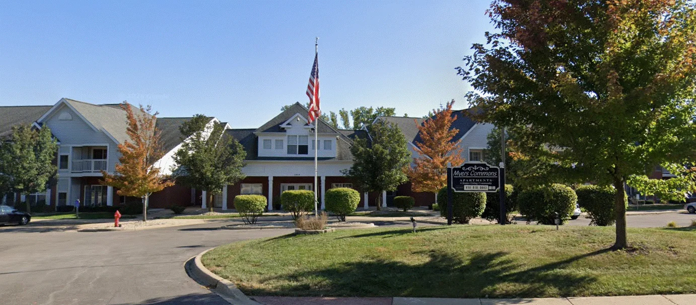 Image of Myers Commons Senior (1)