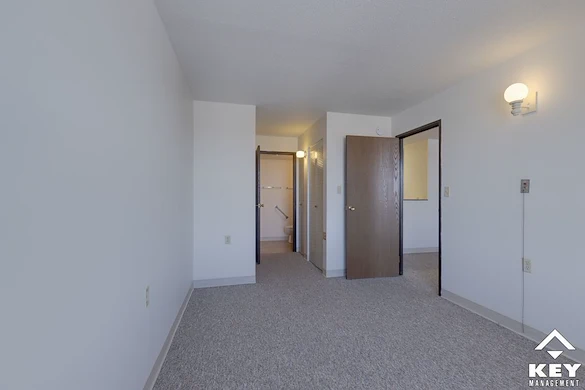 Image of Peachtree Plaza Tower (7)