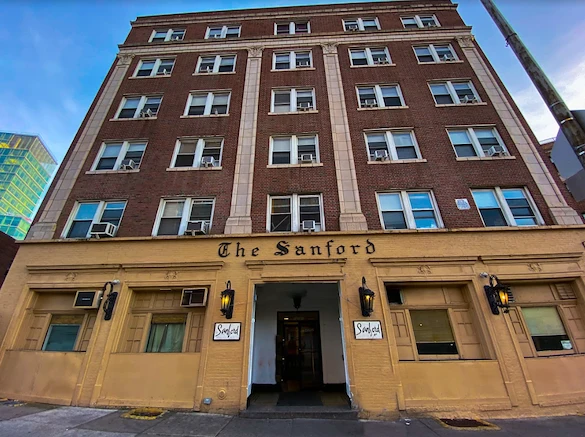 Image of Sanford Manor (1)