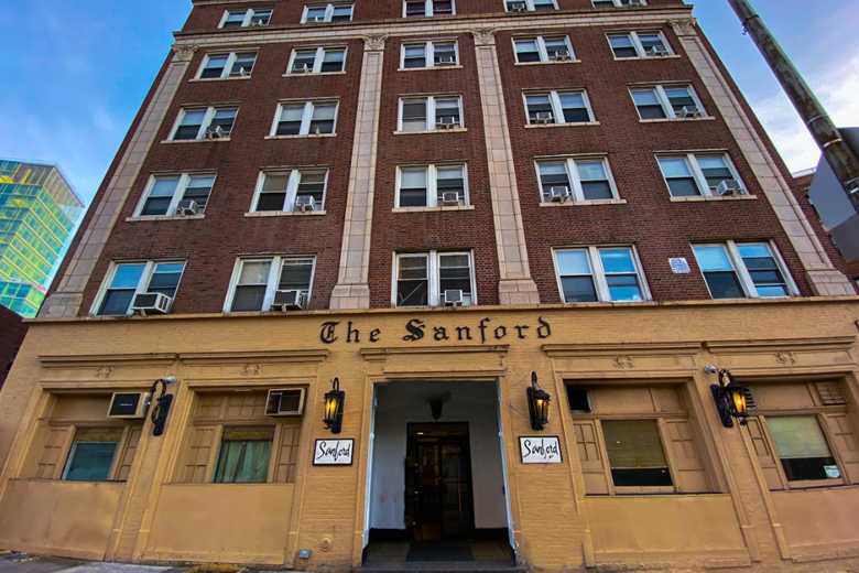 Image of Sanford Manor (1)