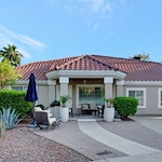 Image of Valencia at 19th Pl. #2 (1)