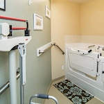 Image of Edgewood Spring Wind (10)