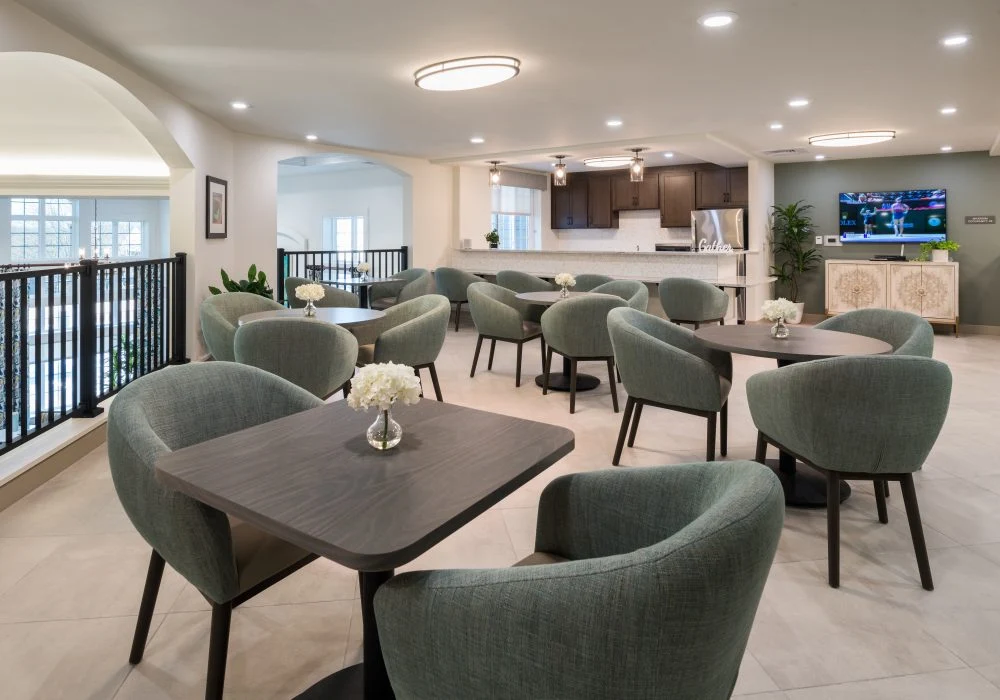 Charter Senior Living of Brookfield gathering tables