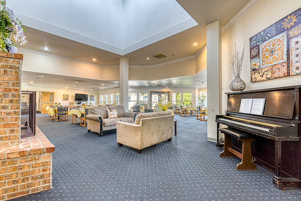 Image of Forest Grove Beehive (6)