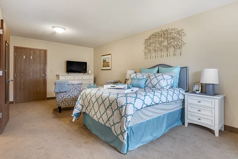 Image of Brookdale Painted Post (9)