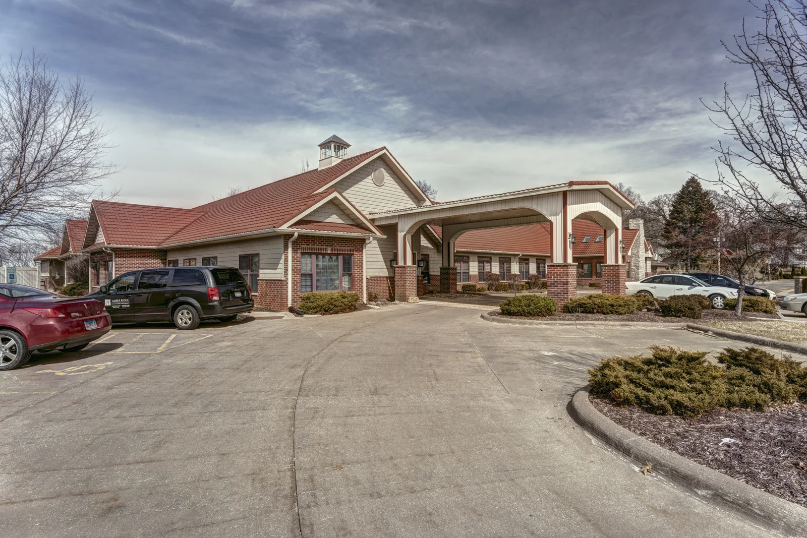 Charter Memory Care of Moline exterior