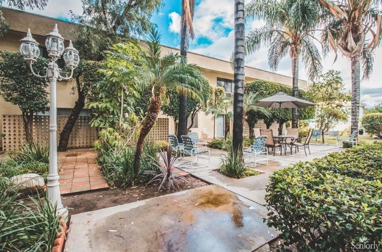 Image of The Gardens at Park Balboa (2)