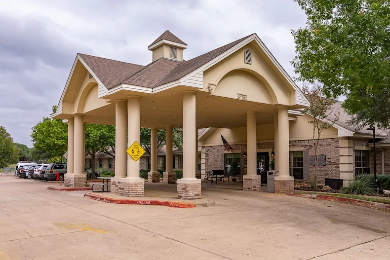 Image of West Oaks Nursing & Rehabilitation Center (1)