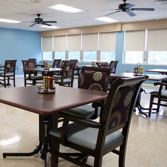 Image of Magnolia Manor Of Columbus Nursing Center - East (4)