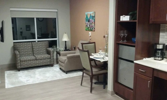 Luxury Living Center