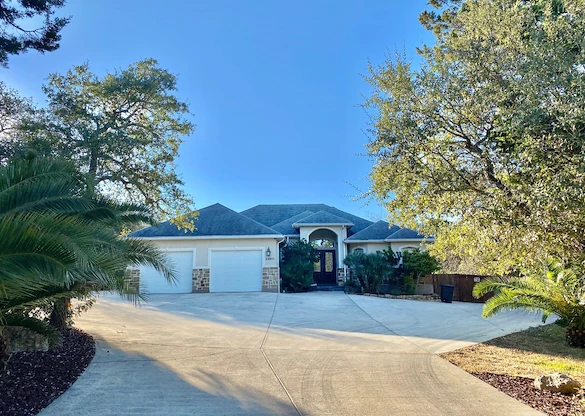 Image of Golden Stage at Leon Springs Assisted Living (2)