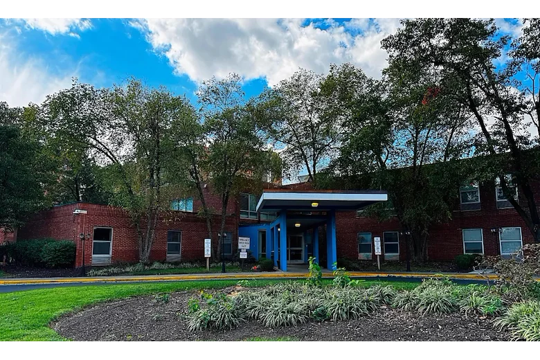 Image of River Oaks Post-Acute And Rehabilitation Center (1)