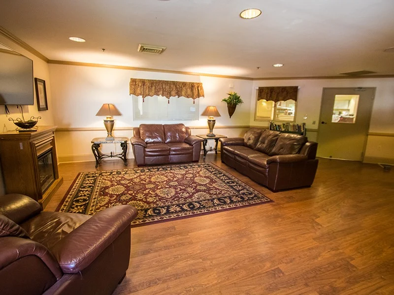 Image of Lakeland Nursing and Rehab Center (5)