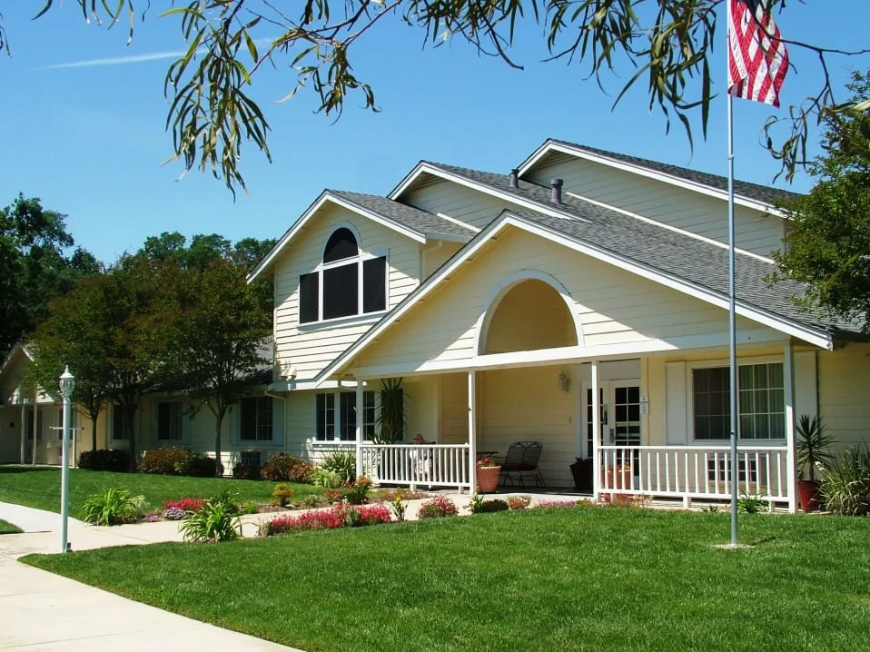 Image of Oakwood Meadows Assisted Living (1)