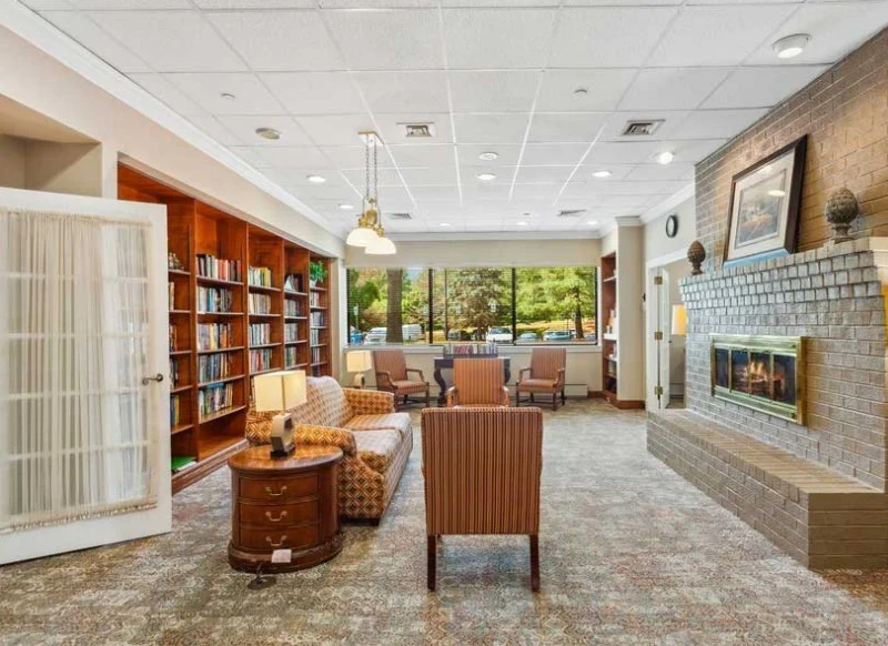 Image of Heartlands Senior Living at Ellicott City (4)