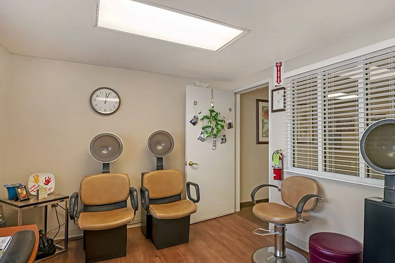 Image of Brookdale Sherwood (6)