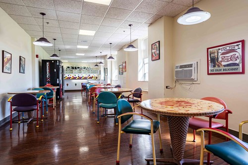 Image of Celebrate Senior Living Niles (9)