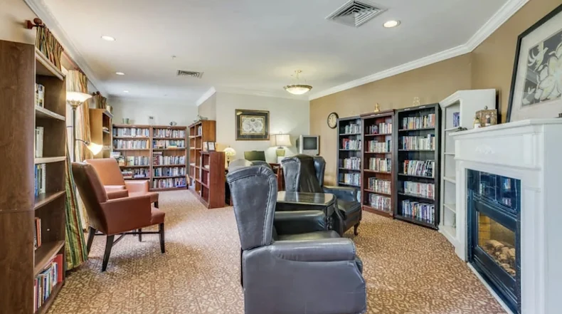 Image of Arcadia Senior Living Louisville (8)