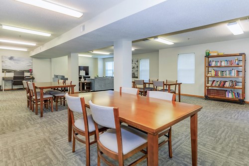 Image of Regency Heights Apartments (4)