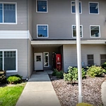 Image of Broadway Court Estates (6)