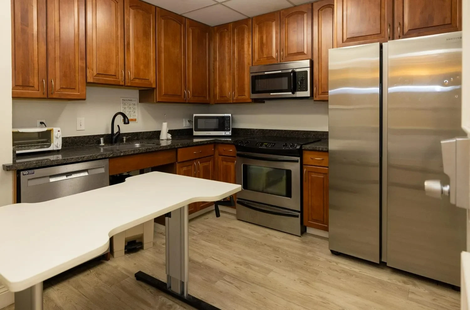 Image of Pacifica Nursing & Rehab Center (8)