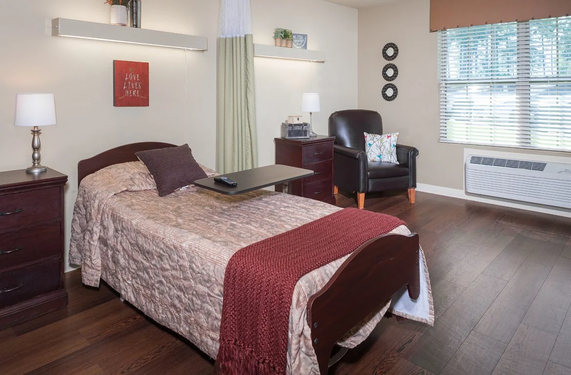 Image of The Heights Of Tyler (6)