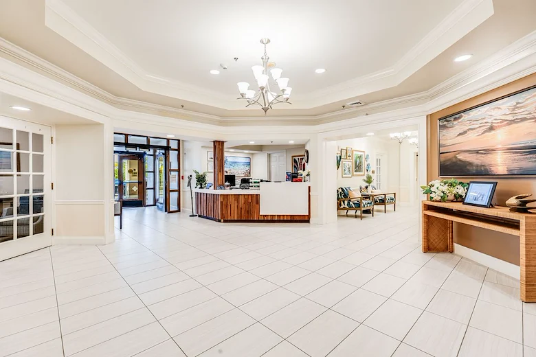 Image of Stratford Court Of Boca Raton (4)