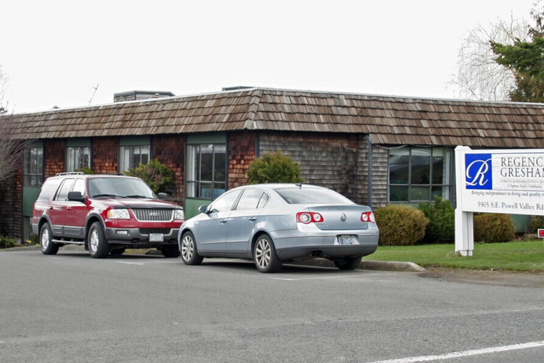 Image of Regency Gresham Nursing & Rehab Center (1)