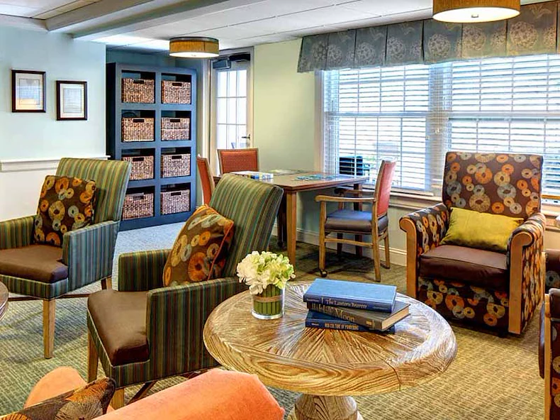 Image of Atria Woodbriar Park (2)