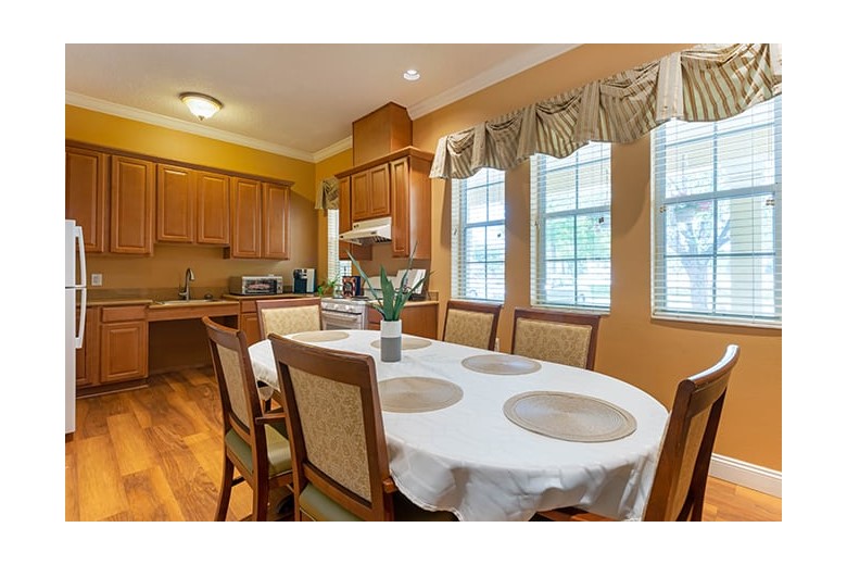 Image of Brookdale Mandarin Central (5)