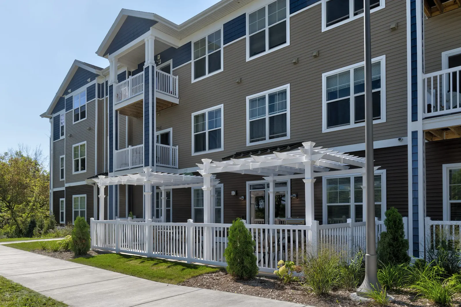 Image of Spring Harbor Senior Apartments (1)