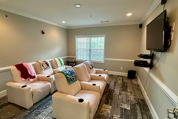 Image of The Gardenias (3)