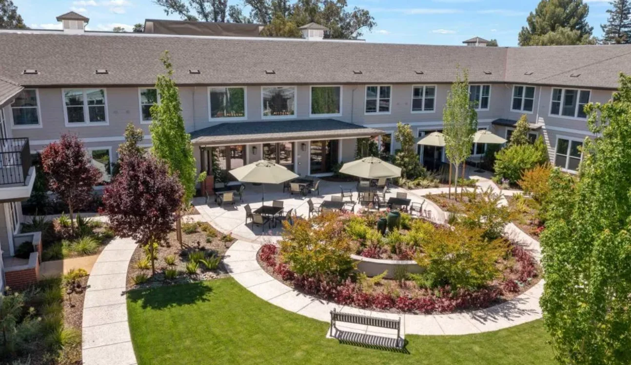 Image of Oakmont of Silver Creek (2)